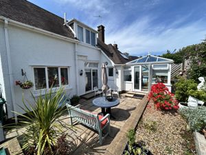 Photo 32- click for photo gallery